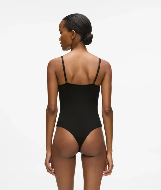Signature-Body mit hohem Beinausschnitt