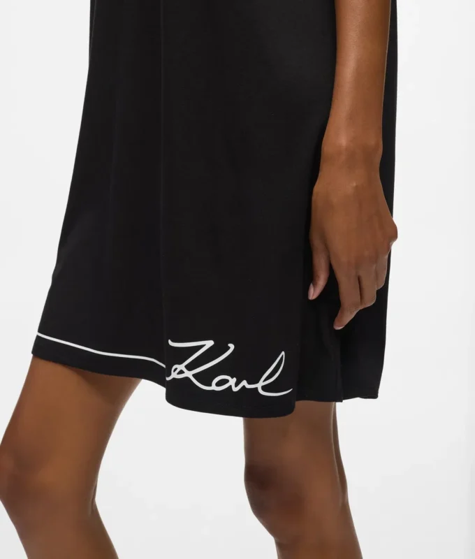 Signature-Pyjama-Kleid