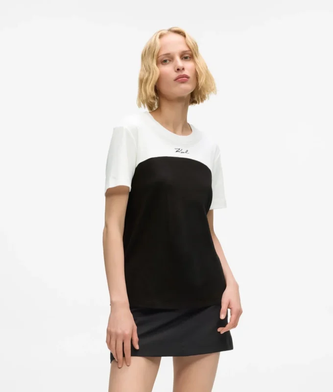 Signature-T-Shirt in Monochrom Signature-T-Shirt in Monochrom