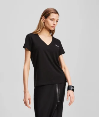 SIGNATURE V-NECK T-SHIRT SIGNATURE V-NECK T-SHIRT
