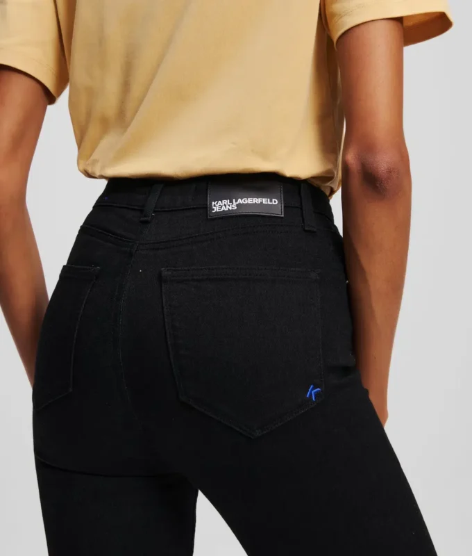 SKINNY-JEANS MIT HOHER TAILLE
