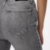 Skinny-Jeans mit hoher Taille