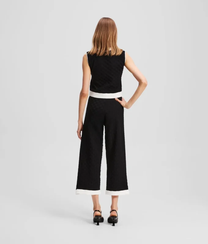 STRICKHOSE MIT KONTRASTSTREIFEN
