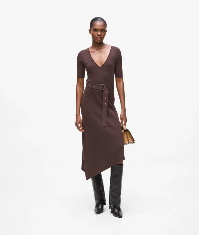 Strickkleid mit Gürtel Strickkleid mit Gürtel