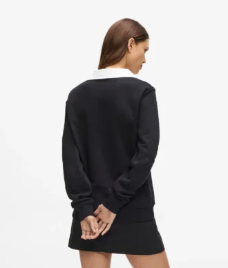 Sweatshirt mit charakteristischem Kragen