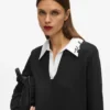 Sweatshirt mit charakteristischem Kragen