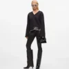 Sweatshirt mit charakteristischem Saum