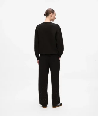 Sweatshirt mit Strasssteinen Sweatshirt mit Strasssteinen