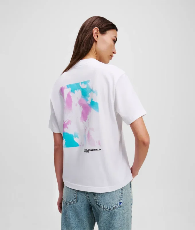 T-SHIRT MIT BLUMENPRINT T-SHIRT MIT BLUMENPRINT