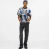 T-Shirt mit durchgehendem Farbeffekt T-Shirt mit durchgehendem Farbeffekt