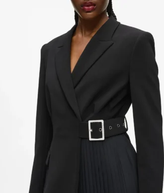 Tailliertes Blazerkleid