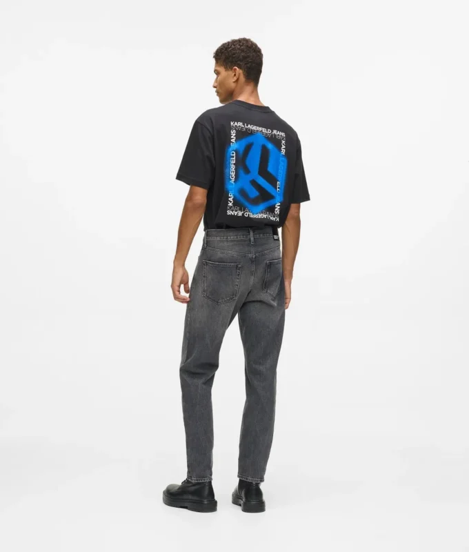 Vintage-Waschung, konisch zulaufende Jeans